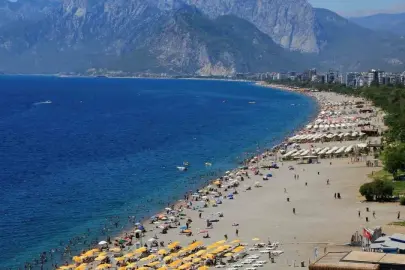 BAYRAM TATİLİ TURİZMDE HAREKETLİLİĞİ PATLATTI