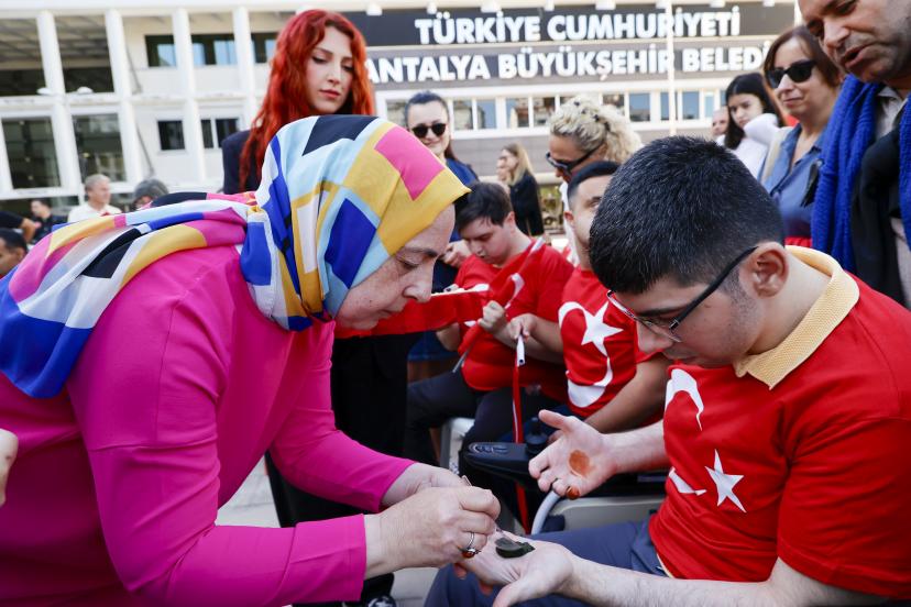 ENGEL TANIMAYAN ASKER SELAMI