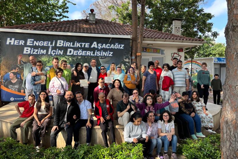 ENGELLERİ KALDIRAN 11 YIL