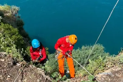 FALEZLERDE ÇEVRE İÇİN NEFES KESEN TEMİZLİK