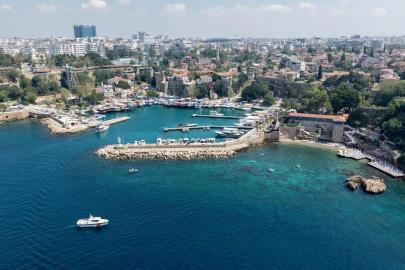 KALEİÇİ YAT LİMANI’NDA TEHLİKE BÜYÜYOR