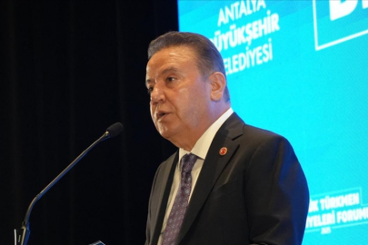 MUHİTTİN BÖCEK'E ALDAŞ DOSYASINDA EV HAPSİ KARARI