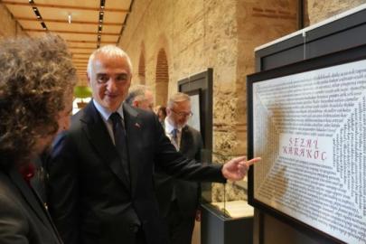 SEZAİ KARAKOÇ’UN ÖZEL ARŞİVİ İLK KEZ GÜN YÜZÜNE ÇIKTI