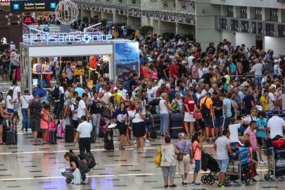 ANTALYA'DA 5 AYDA 3,5 MİLYON TURİST