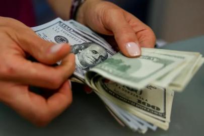 DOLAR/YEN 40 YILIN ZİRVESİNDE