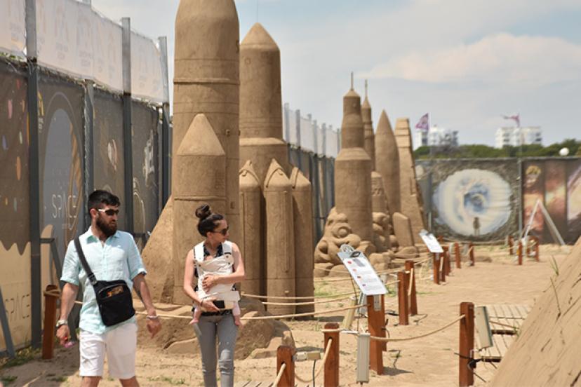DÜNYACA ÜNLÜ ASTRONOTLAR ANTALYA’DA ÇOCUKLARLA BULUŞACAK