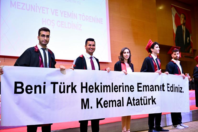 GELECEĞİN HEKİMLERİ MESLEK ANDINI ETTİ