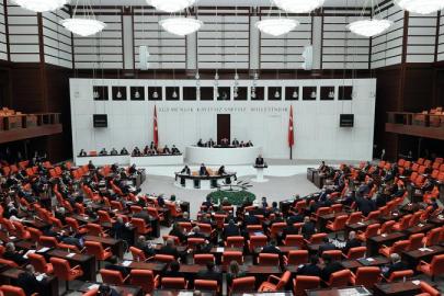 MECLİS’TE YOĞUN MESAİ: 12. YARGI PAKETİ VE TSK DÜZENLEMESİ GÜNDEMDE