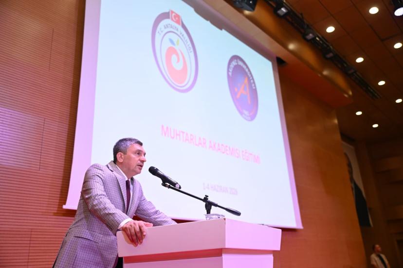MUHTARLARA GÜÇ KATAN EĞİTİM HAMLESİ