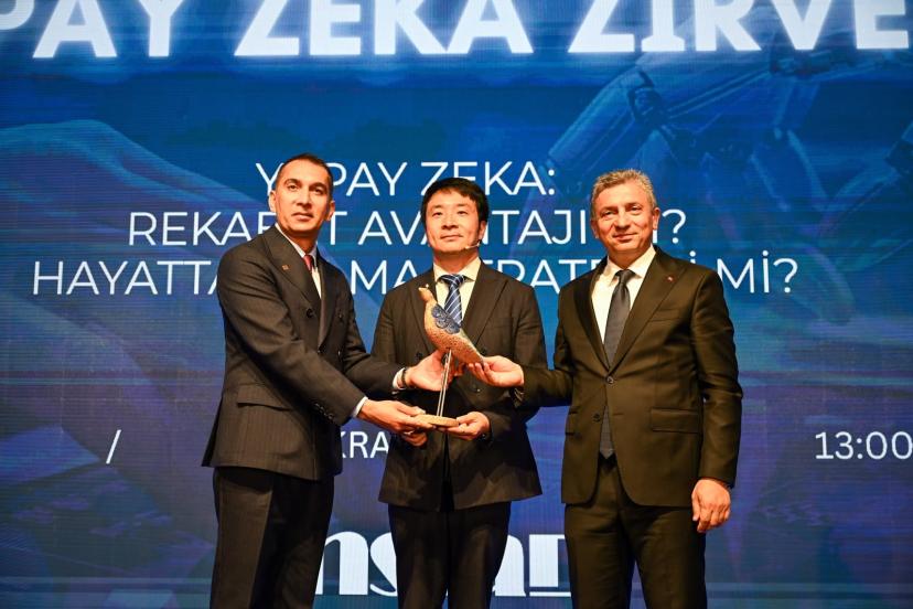 YAPAY ZEKA GÜNDEMİ ANTALYA’DA AÇILDI