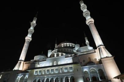 15 TEMMUZ GECESİ TÜM CAMİLERDE SELA OKUNACAK