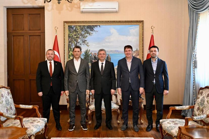 AK PARTİ HEYETİNDEN VALİ ŞAHİN'E ZİYARET
