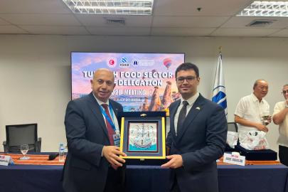 AKDENİZ İHRACATÇILARINDAN FİLİPİNLER'DE YENİ PAZAR ATAĞI