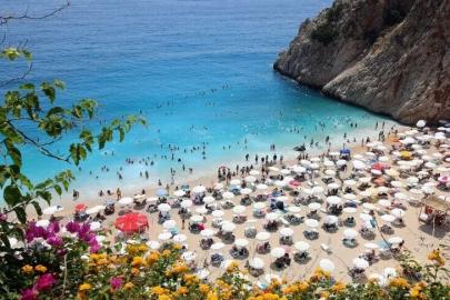 ANTALYA PLAJLARINDA DUMANSIZ DÖNEM BAŞLADI