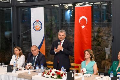 ANTALYA'DA DEVLET GELENEĞİNE ANLAMLI VEDA