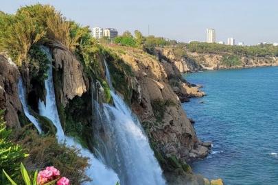 ANTALYA'NIN ŞELALELERİ DOĞA TUTKUNLARINI BÜYÜLEMEYE DEVAM EDİYOR