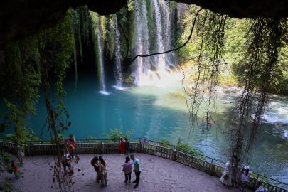 ANTALYA'NIN SERİN CENNETİ DÜDEN ŞELALESİ