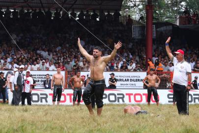 ERKAN TAŞ TÜRKİYE'NİN BAŞPEHLİVANI OLDU