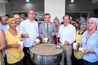 KONYAALTI'NDA BİRLİK SOFRASI KURULDU