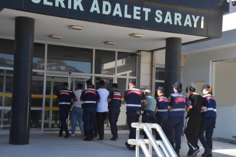SOSYAL MEDYA TUZAĞINA JANDARMA DARBE VURDU
