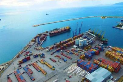 ANTALYA LİMANI İÇİN KRİTİK UYARI: BÜYÜME Mİ, ŞEHRİ KORUMA MI?