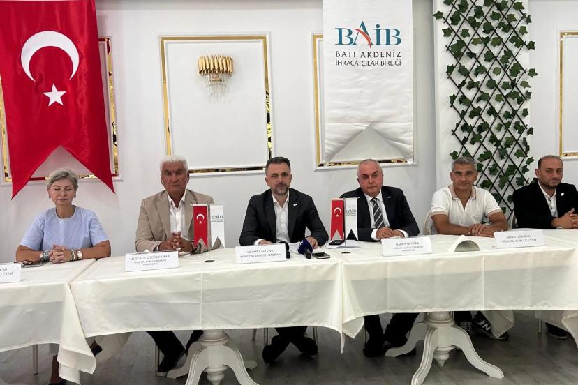 İHRACAT REKORU MALİYET BASKISIYLA GÖLGELENDİ