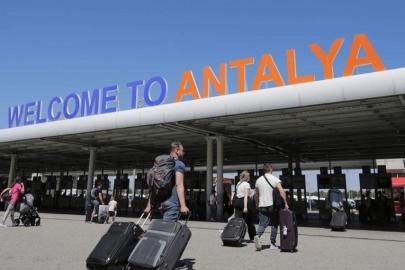 ANTALYA HAVALİMANI AVRUPA’NIN DEVLERİ ARASINDA: İLK 10’DA!