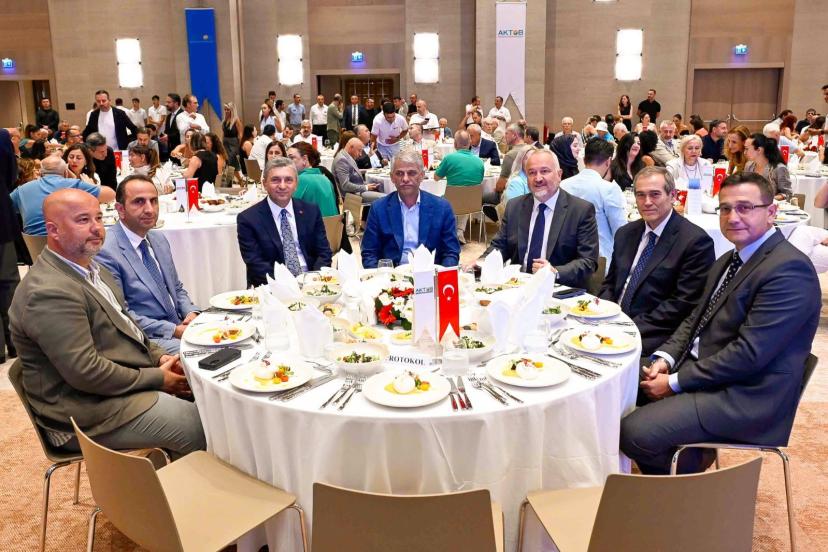 ANTALYA TURİZMİNİN GELECEĞİ EYLÜL BULUŞMASINDA MASAYA YATIRILDI