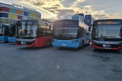 ANTALYA’DA OTOBÜS DURAKLARINDA YENİ DÖNEM
