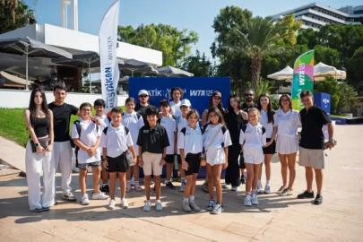 ANTALYA’DA TENİS RÜZGÂRI