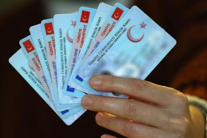 ÇİPTE MİLLİ HAMLE: KİMLİK VE PASAPORTTA YERLİ DÖNEM