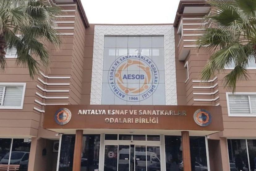 ESNAFIN MECLİS GÜNDEMİ: 4 KRİTİK TALEP