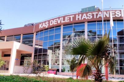 KAŞ DEVLET HASTANESİ’NDE ŞİKÂYETLER GÜNDEMDE