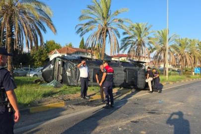 MANAVGAT’TA TUR MİNİBÜSÜ KAZASI: 14’Ü TURİST 16 YARALI