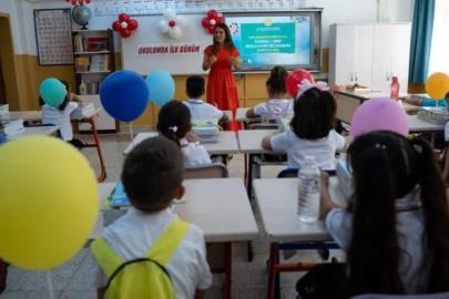 OKULLARDA İLK ZİL ÖNCESİ UYUM MESAİSİ