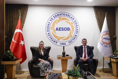 ÖZDEMİR’DEN ESNAFA NET MESAJ: “ÇÖZÜM ORTAĞIMIZSINIZ”