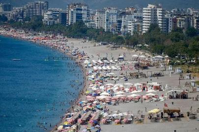 TÜRKİYE TURİZMDE 65 MİLYAR DOLARI GÖRDÜ