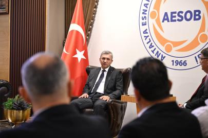 VALİ ŞAHİN’DEN AHİLİK HAFTASI’NDA ESNAFA ÖNEMLİ MESAJLAR