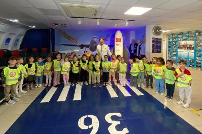 AKSU’DA MİNİKLERİN GÖZÜ GÖKYÜZÜNDE