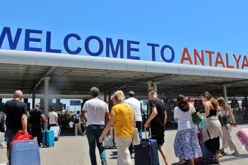 ANTALYA HAVALİMANI’NDA 9 AYDA 30 MİLYONU AŞAN TRAFİK
