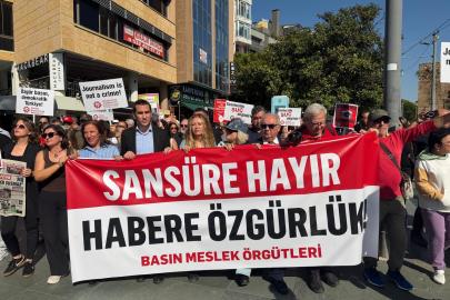 ANTALYA’DA GAZETECİLERDEN SANSÜRE VE BASKIYA KARŞI GÜÇLÜ MESAJ