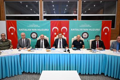ANTALYA’DA SAHİPSİZ HAYVANLAR İÇİN ORTAK ÇALIŞMA