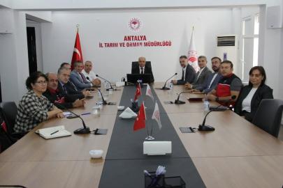 ANTALYA’DA SEBZE İHRACATI ÖNCESİ KRİTİK GÖRÜŞME