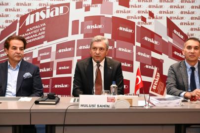 ANTALYA’NIN GELECEĞİ İÇİN ORTAK AKIL VURGUSU