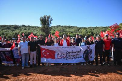 KAŞ’TA CUMHURİYET KAHRAMANLARI ANILDI