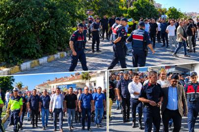 MANAVGAT’TA MARKA GERİLİMİ YOL KAPATMAYA DÖNÜŞTÜ!