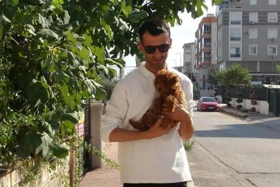 OTOBÜSTE UNUTULAN KÖPEĞE ŞOFÖRDEN YENİ BİR YUVA