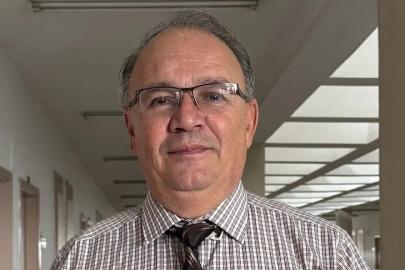 SİGARA SADECE AKCİĞERLERİ DEĞİL, TOPRAĞI VE DENİZLERİ DE VURUYOR