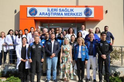 UZAYIN KAHRAMANLARI ANTALYA’DA GENÇLERLE BULUŞTU