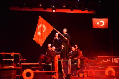 YENİ SEZONUN İLK PERDESİ “BANDIRMA VAPURU” İLE AÇILIYOR